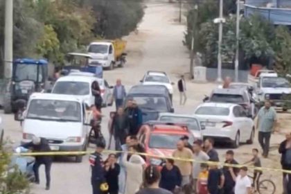 akrabalar-arasindaki-silahli-catismada-bahcede-oynayan-cocuga-sacma-isabet-etti