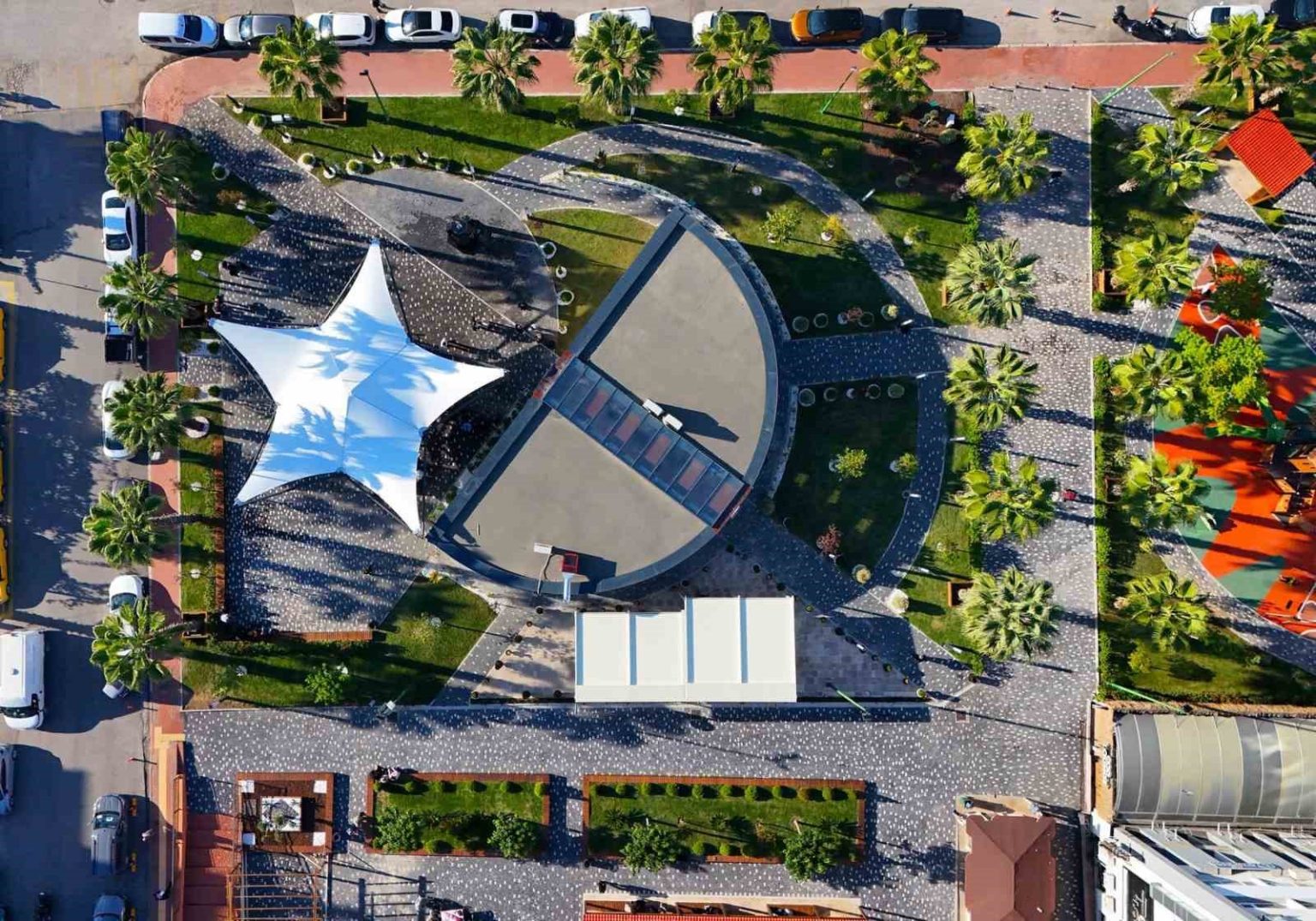 aliaganin-yeni-bulusma-noktasi-albest-meydan