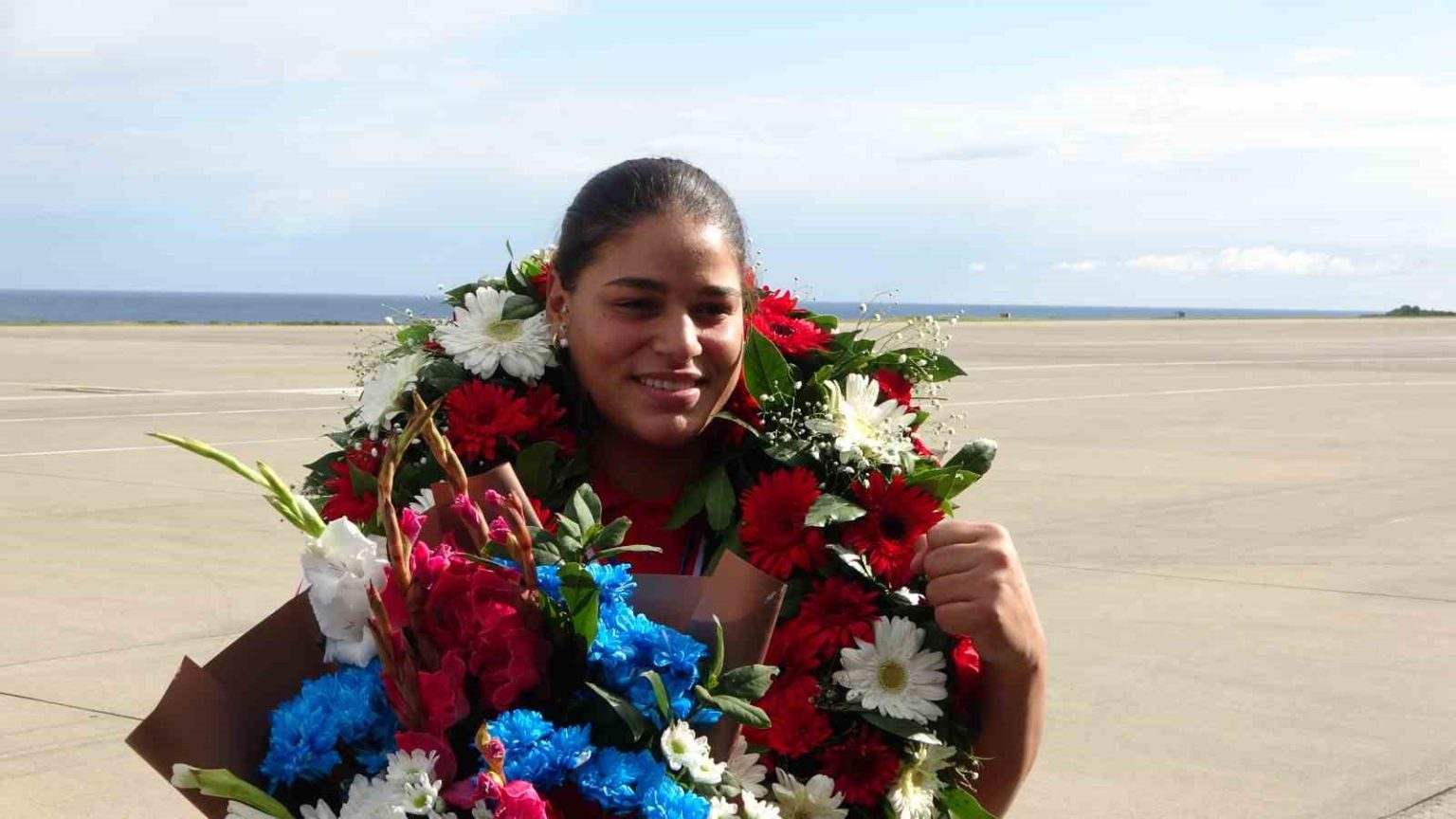 avrupa-sampiyonu-havvanur-kethuda-memleketi-trabzonda-karsilandi