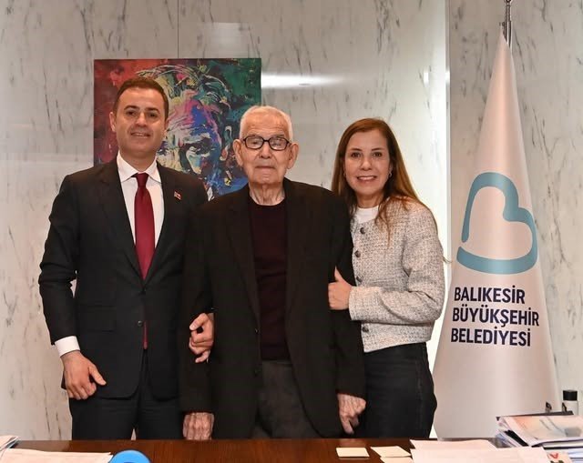 balikesir-buyuksehir-belediye-baskani-ahmet-akinin-aci-gunu