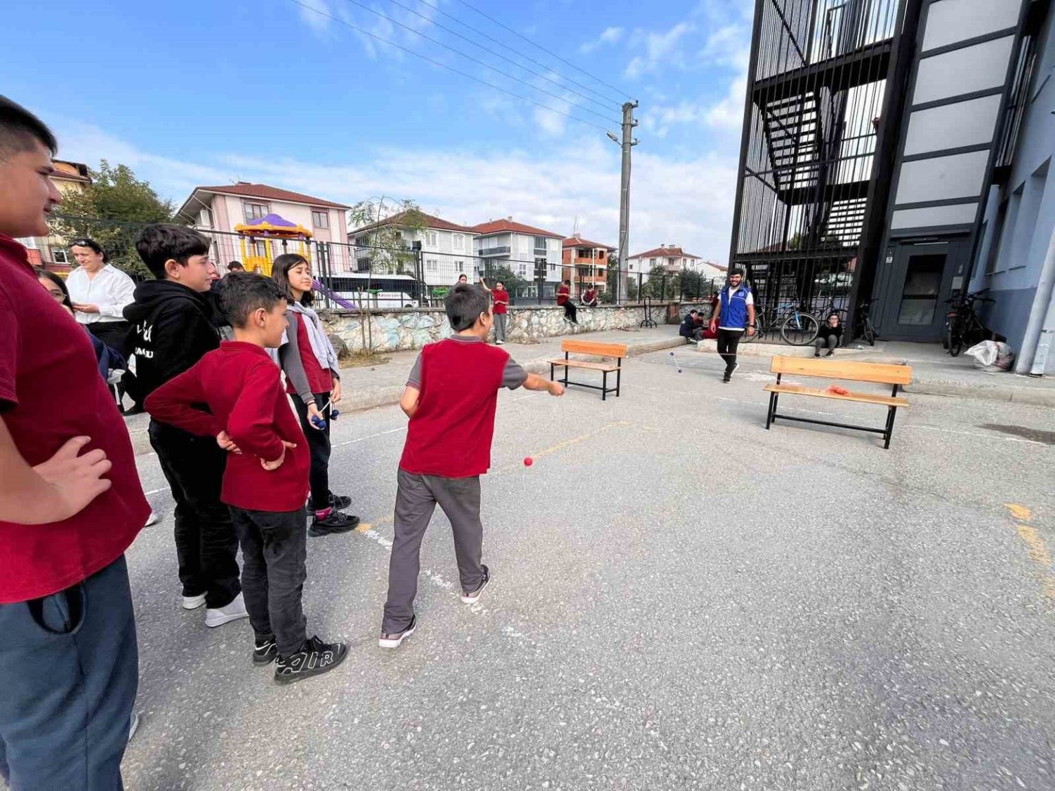 genclik-merkezi-tanitimlari-suruyor