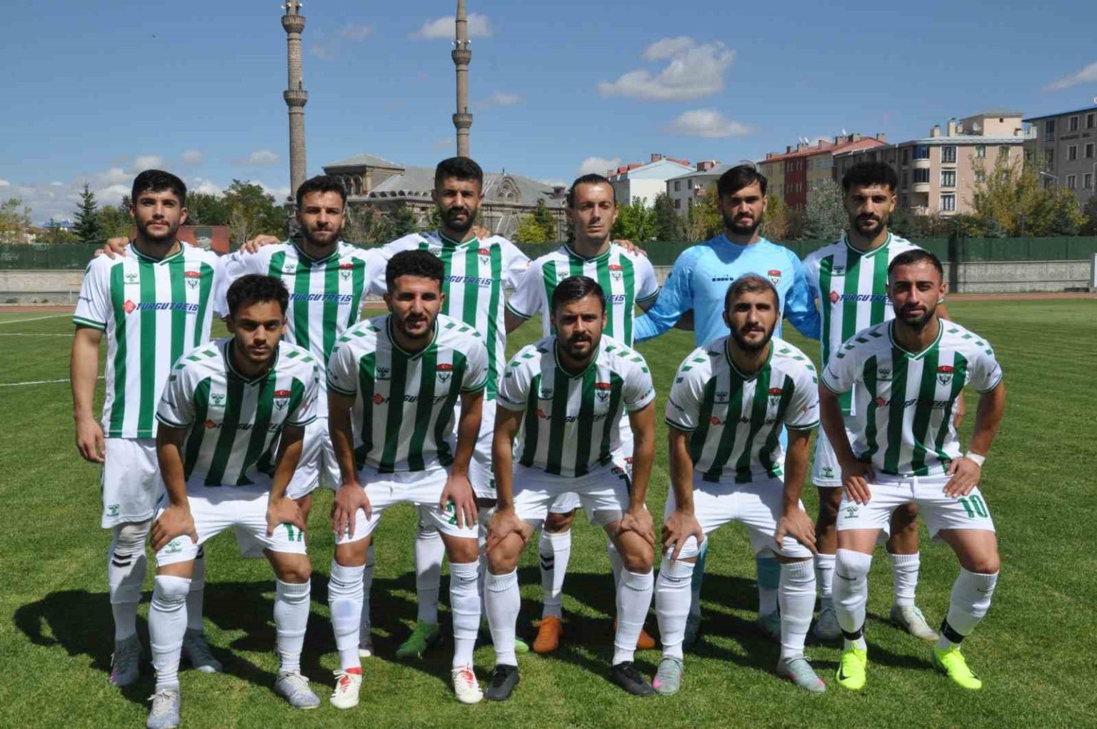 kars-36-spor-sirnak-petrol-spor-karsilasmasinin-hakemleri-belli-oldu