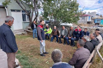 karsta-ciftciler-kuraklik-iklim-degisikligi-ve-genel-tarim-sayimi-hakkinda-bilgilendirildi