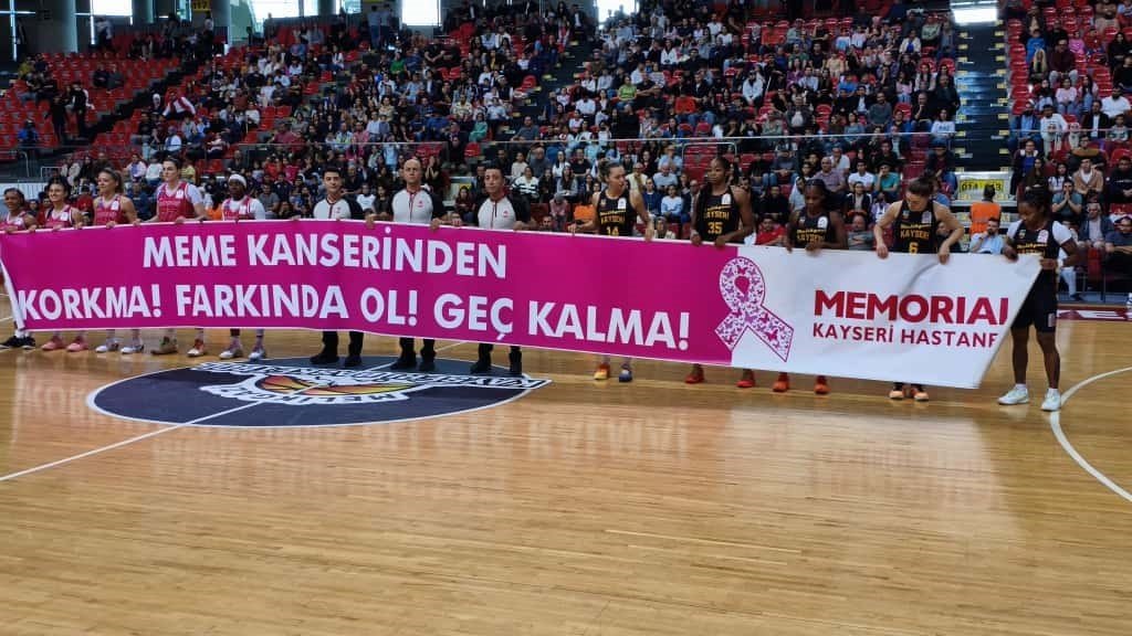 kayseri-kadin-basketbol-meme-kanserine-dikkat-cekti