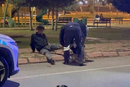 kayseride-iki-grup-arasinda-bicakli-kavga-1i-agir-4-yarali