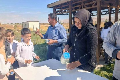 minik-ogrenciler-dunya-yumurta-gununde-saglikli-beslenmeyi-ogrendi