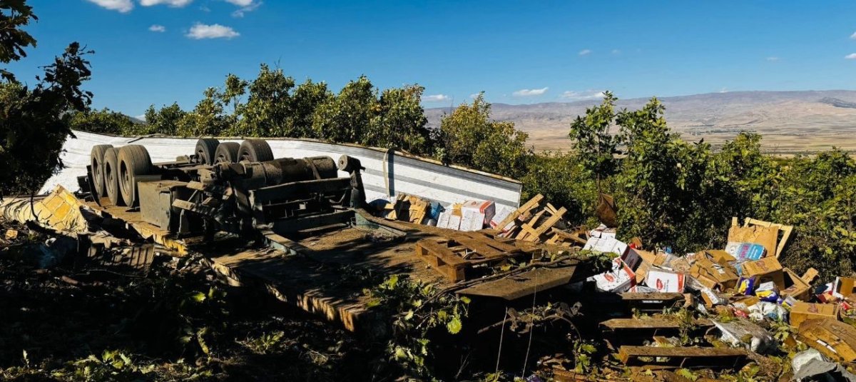 musta-freni-bosalan-tir-kaza-yapti-1-yarali