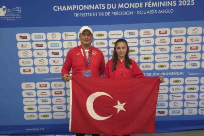 samsunsporlu-yagmur-dunya-3-su-oldu