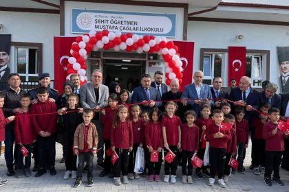 tavsanlida-yapimi-tamamlanan-ilkokul-hizmete-acildi