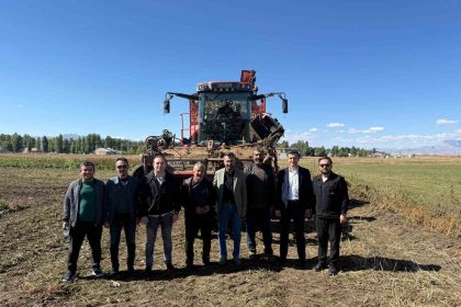 ak-parti-agri-il-baskani-ilhami-yildiz-ureten-kazanacak-turkiye-buyuyecek