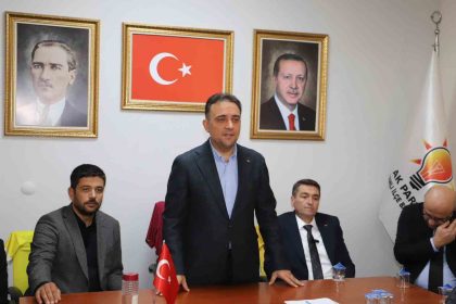 ak-partili-baybatur-saruhanlida-belen-yolu-ve-yeni-hastane-hakkinda-konustu