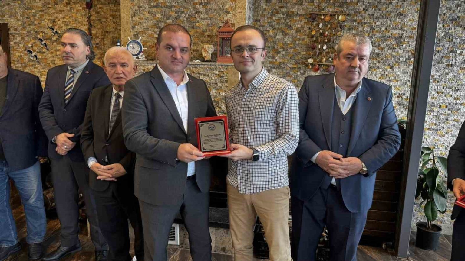 alapli-kent-konseyinden-alapli-belediyespora-moral-kahvaltisi