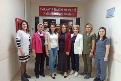 bashekim-prof-dr-bozbastan-palyatif-bakim-calisanlarina-tesekkur
