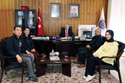 cinli-yatirimcilar-erzurum-teknokentte-incelemelerde-bulundu