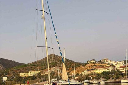 datcada-yelkenli-teknede-42-duzensiz-gocmen-ve-2-gocmen-kacakcisi-yakalandi