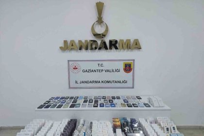 gaziantepte-19-milyon-tl-degerinde-kacak-elektronik-urun-ele-gecirildi-1-gozalti