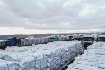 gazzeye-insani-yardim-tasiyan-400-kamyon-giris-yapti