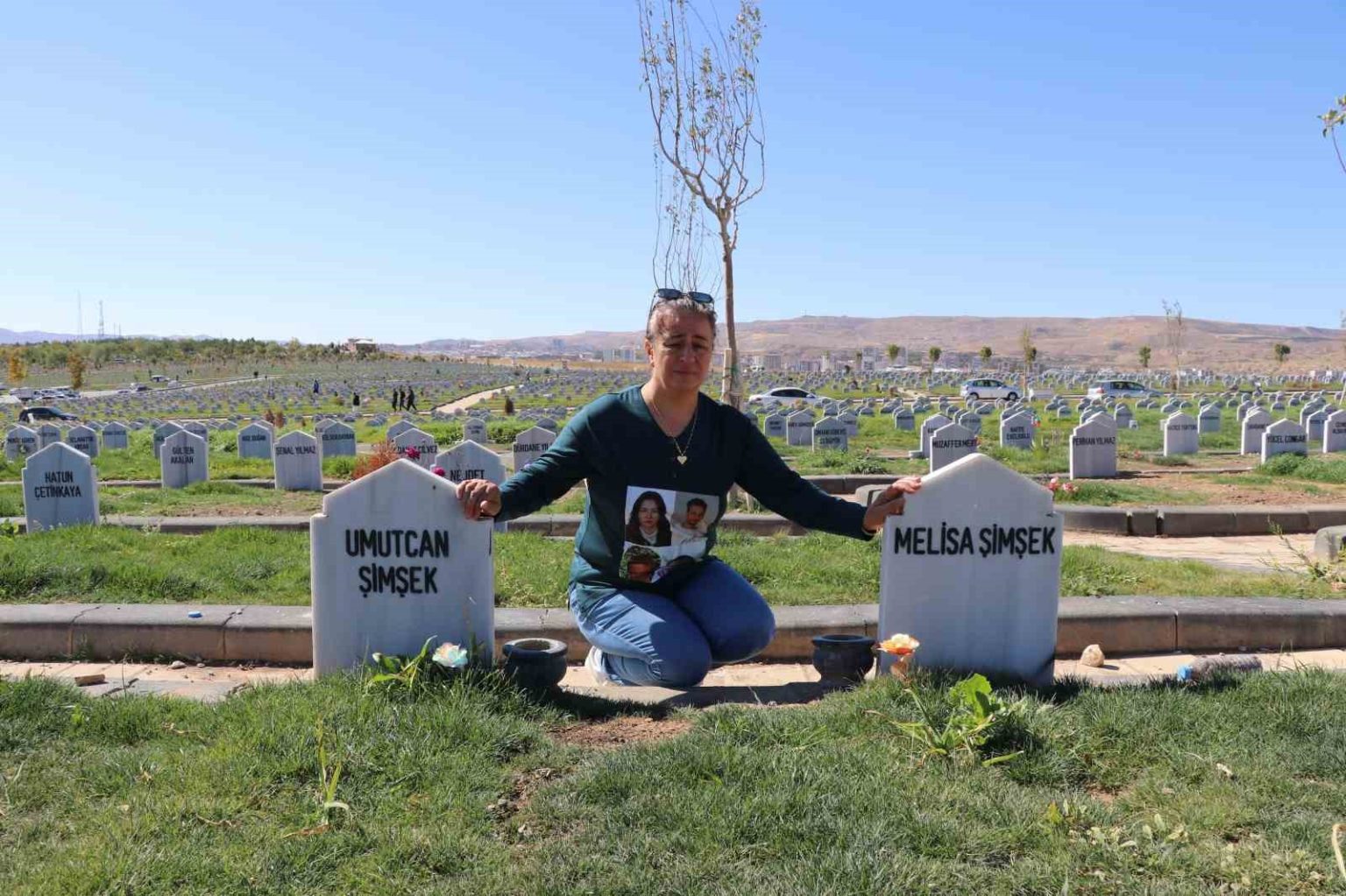 iki-cocugu-vahsice-oldurulen-acili-anne-durusma-oncesi-destek-istedi-yalniz-kalmak-istemiyorum