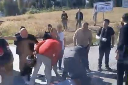 izmirde-otomobil-ile-motosiklet-carpisti-15-yasindaki-surucu-hayatini-kaybetti