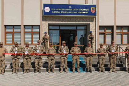 jandarmaya-yeni-atis-okulu-orgeneral-cardakcidan-boran-vii-finalinde-anlamli-acilis