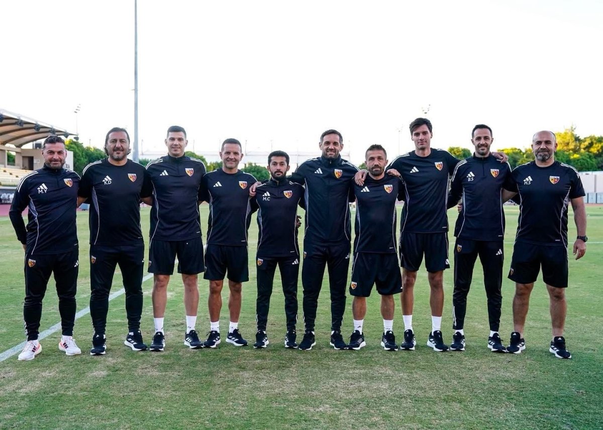 kayserisporda-radomir-djaloviin-ekibi-belli-oldu