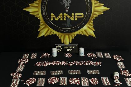 malatyada-898-adet-uyusturucu-hap-ele-gecirildi-2-gozalti