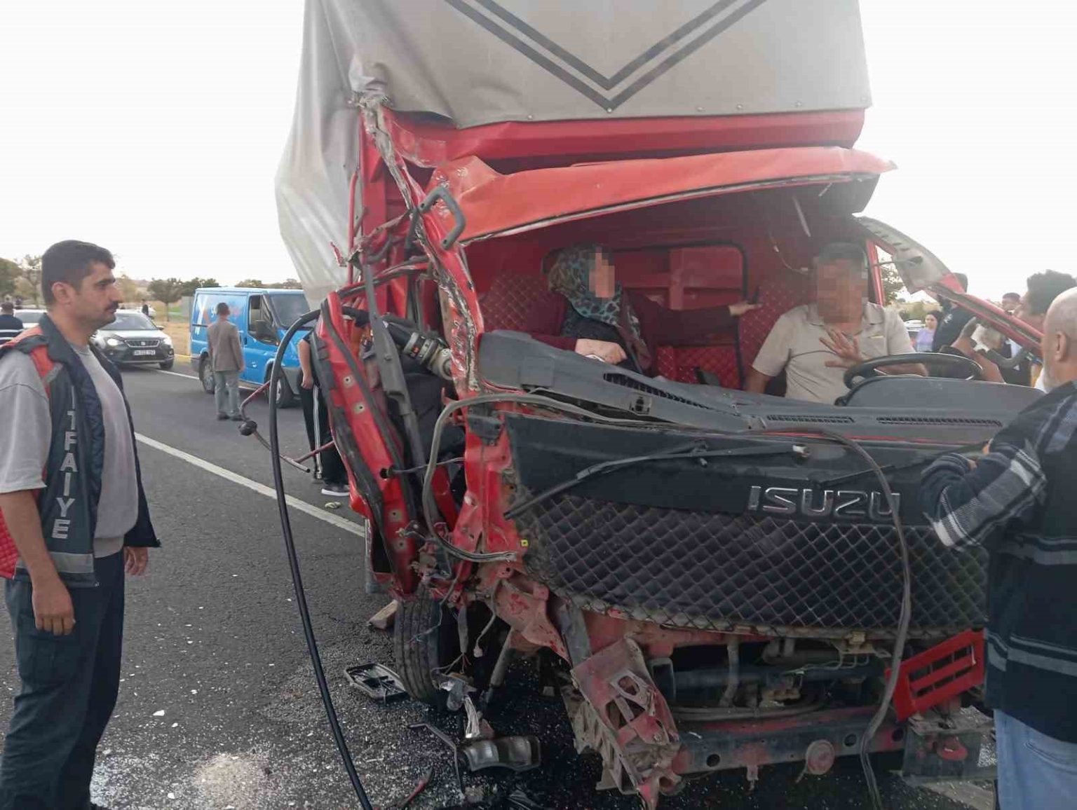 mardinde-feci-kaza-15-yarali