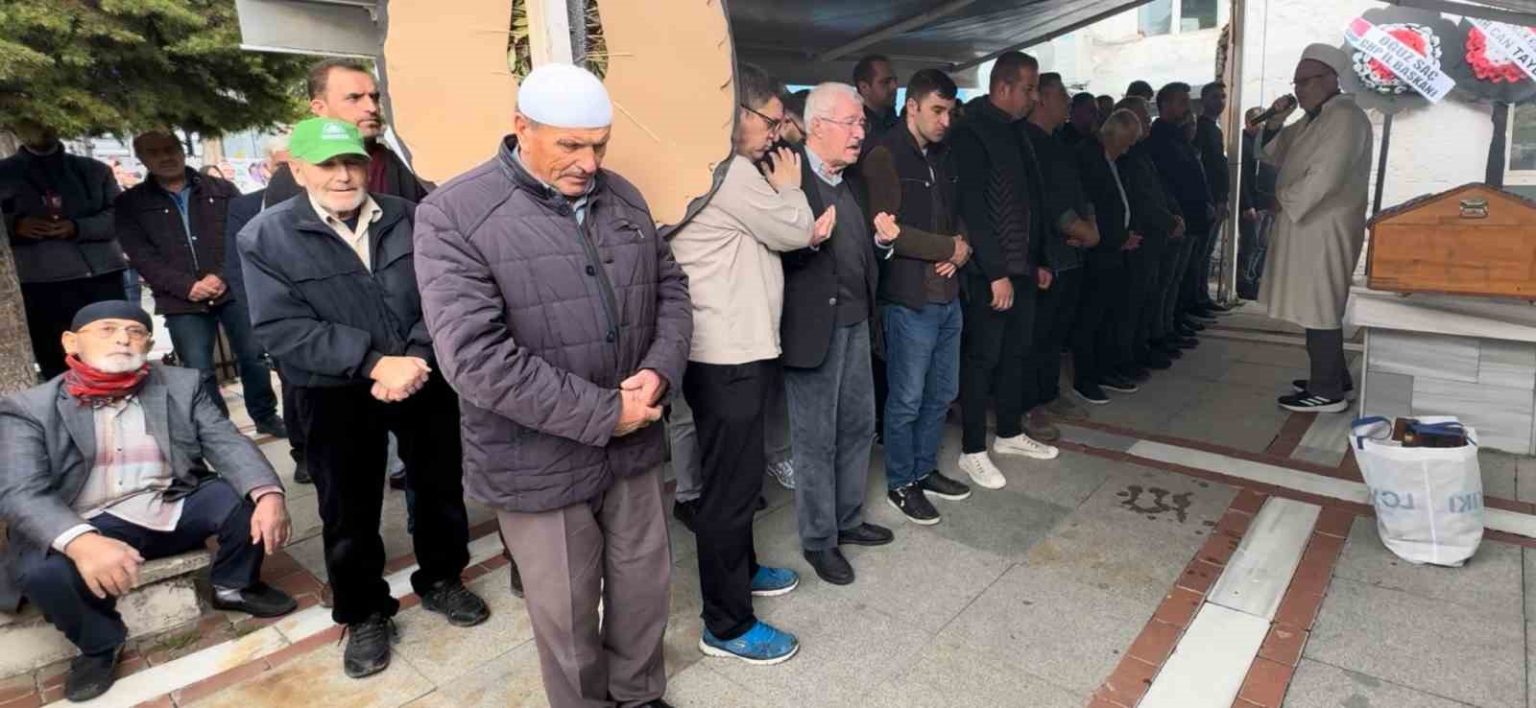perde-asarken-dusen-kadin-oldu