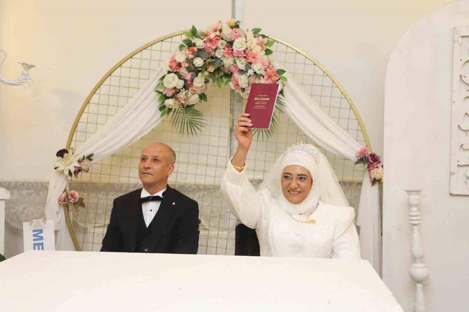 sevgi-engel-tanimadi-turgutluda-unutulmaz-dugun