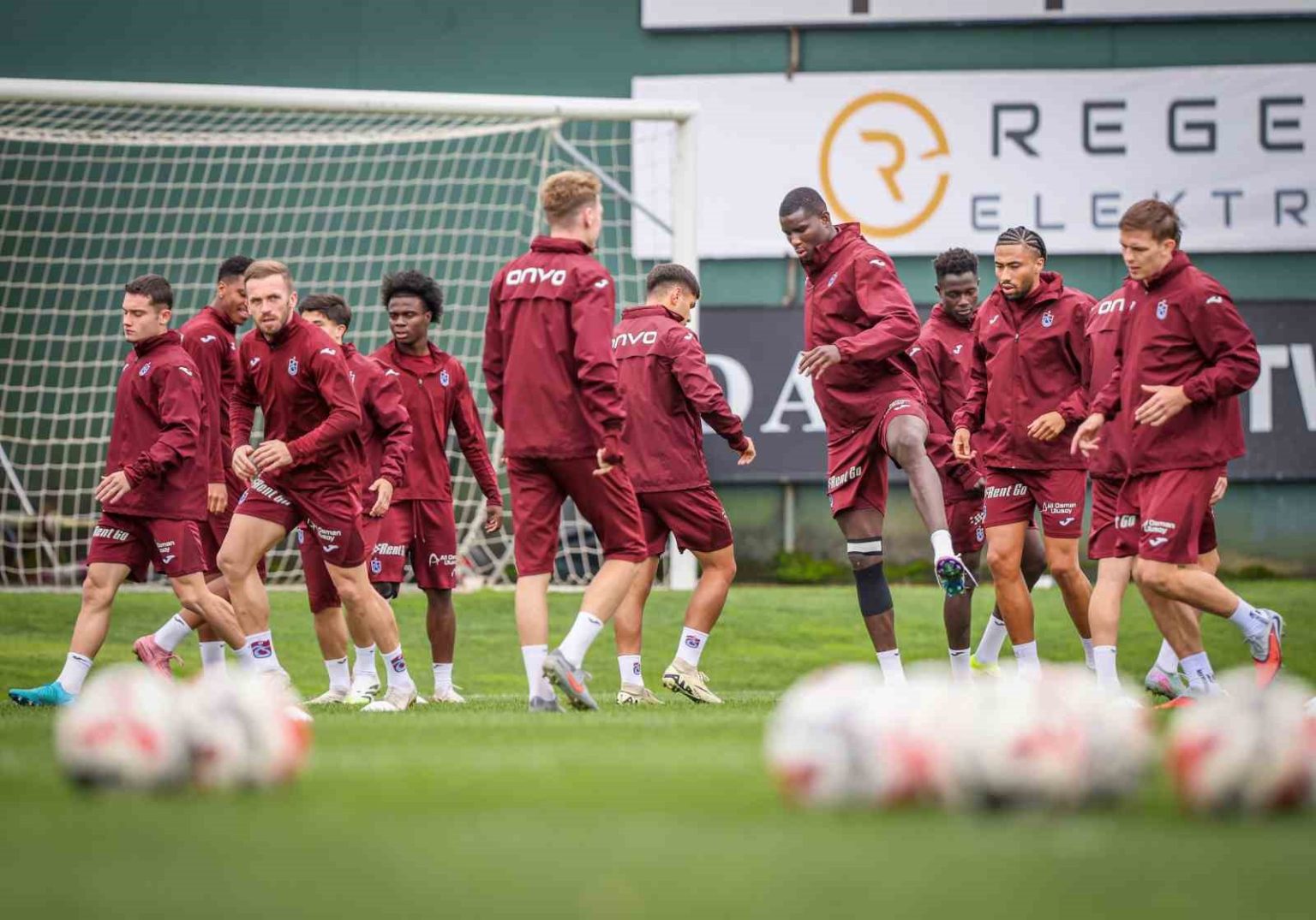 trabzonspor-caykur-rizespor-maci-hazirliklarini-surdurdu