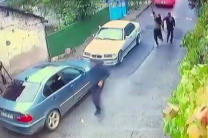 umraniyede-sokak-ortasinda-dehset-rastgele-ates-acip-bir-genci-kacirdilar