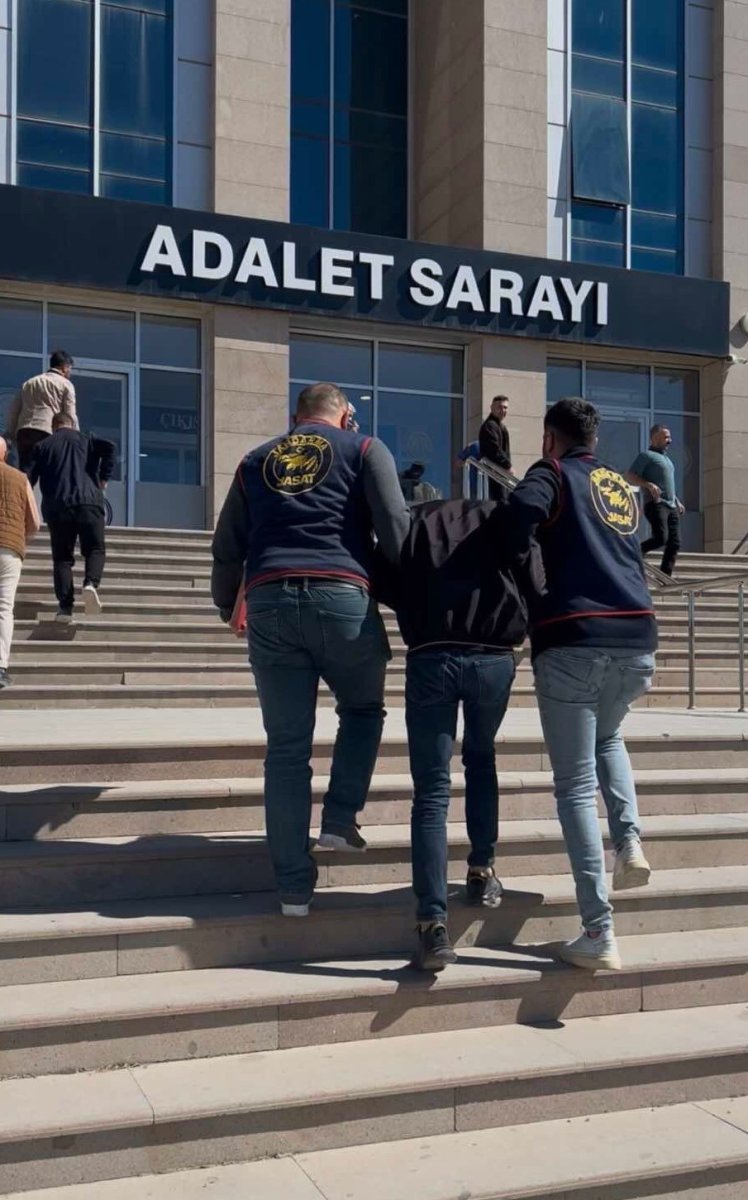 vanda-25-yil-9-ay-hapis-cezasiyla-aranan-yabanci-uyruklu-sahis-yakalandi