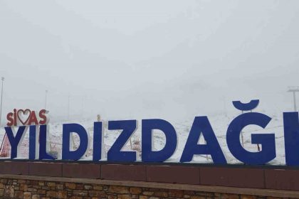 yildiz-dagi-kayak-merkezine-mevsimin-ilk-kari-dustu