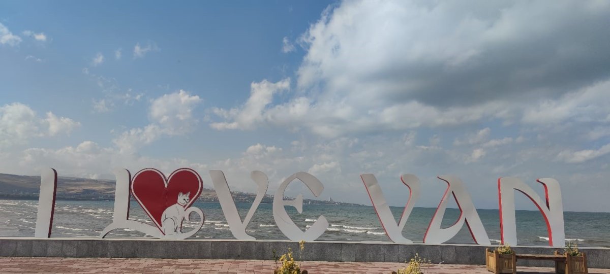 artos-daginin-zirvesine-mevsimin-ilk-kari-dustu