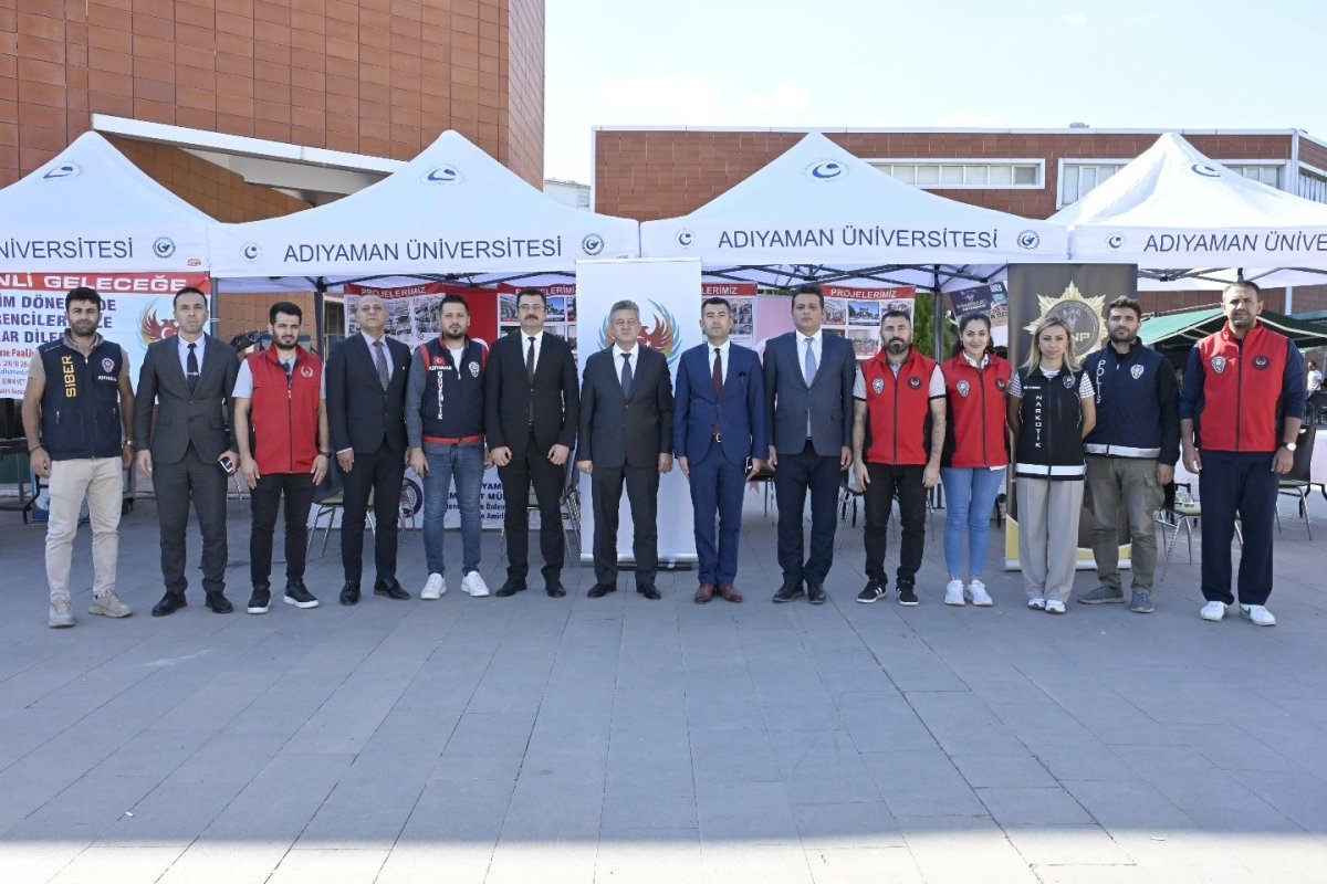 arzum-nazmandan-ogrencilere-guvenli-gelecek-mesaji