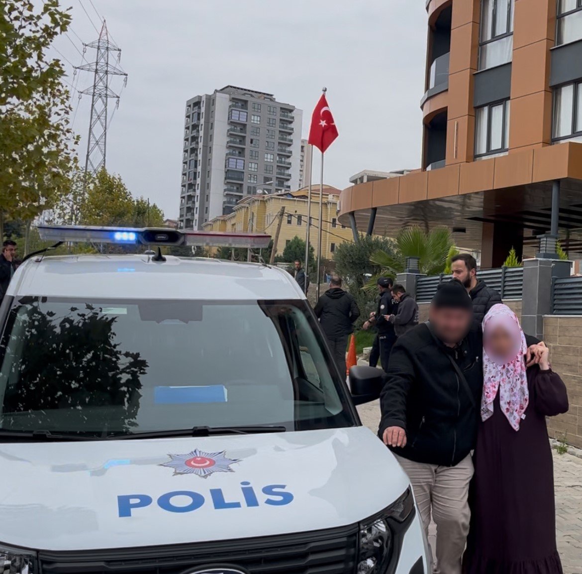 baskomiser-son-anda-ikna-etti