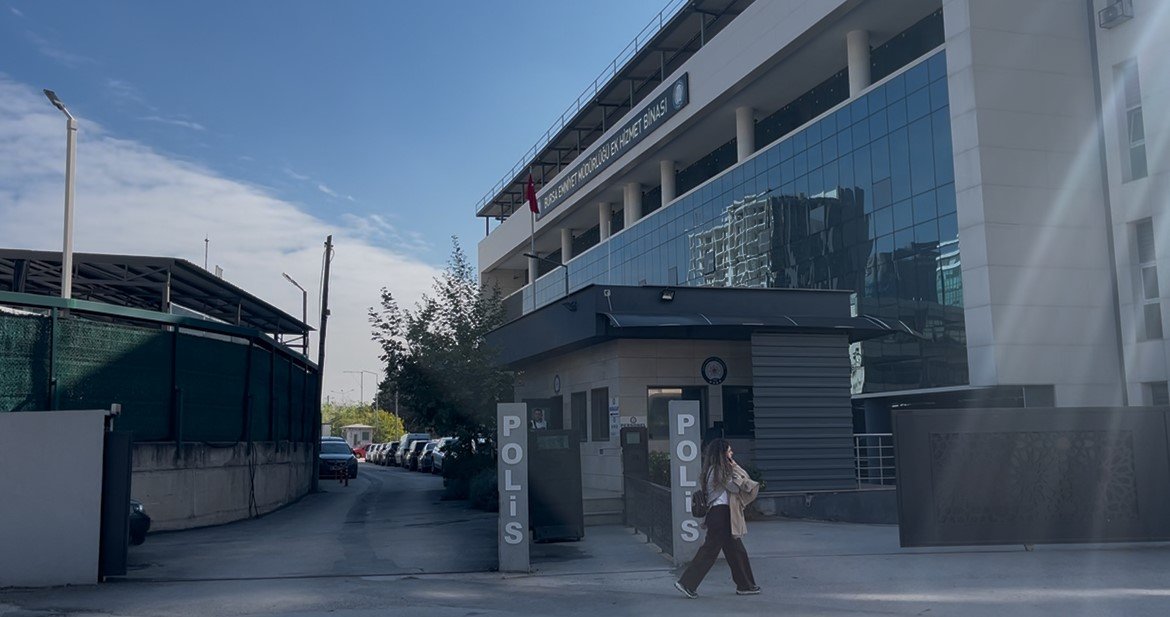 chpli-eski-belediye-baskani-ve-esi-3-gun-suren-gozaltinin-ardindan-adliyeye-sevk-edildi