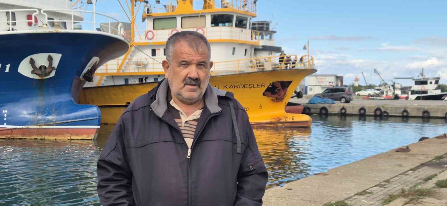 deniz-sicak-hamsi-zayif-balikcilarin-gozu-10-kasimda