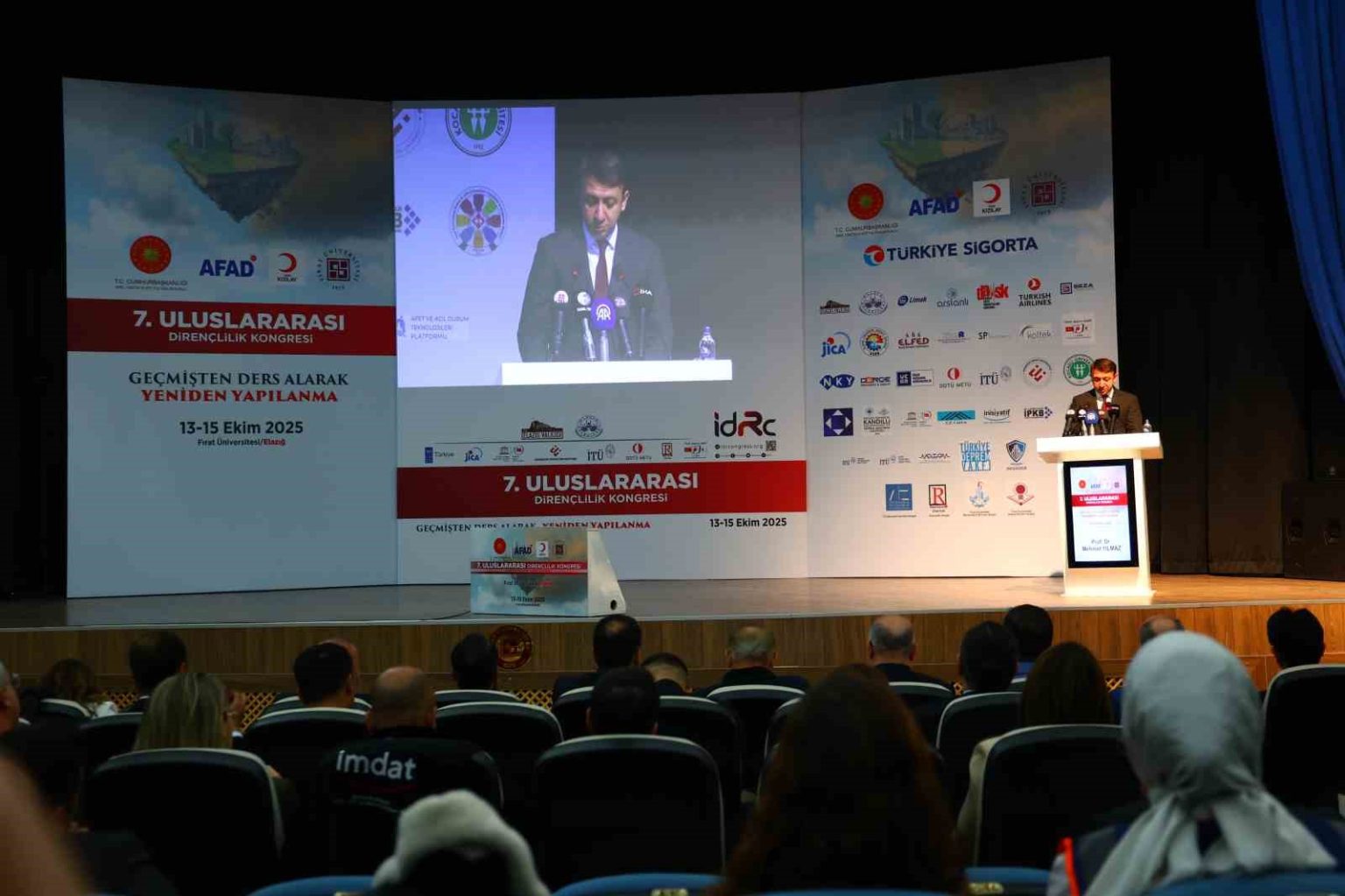elazig-valisi-hatipoglu-afetlere-hazirlik-direnclilik-kavrami-her-gecen-gun-cok-daha-buyuk-bir-onem-tasiyor
