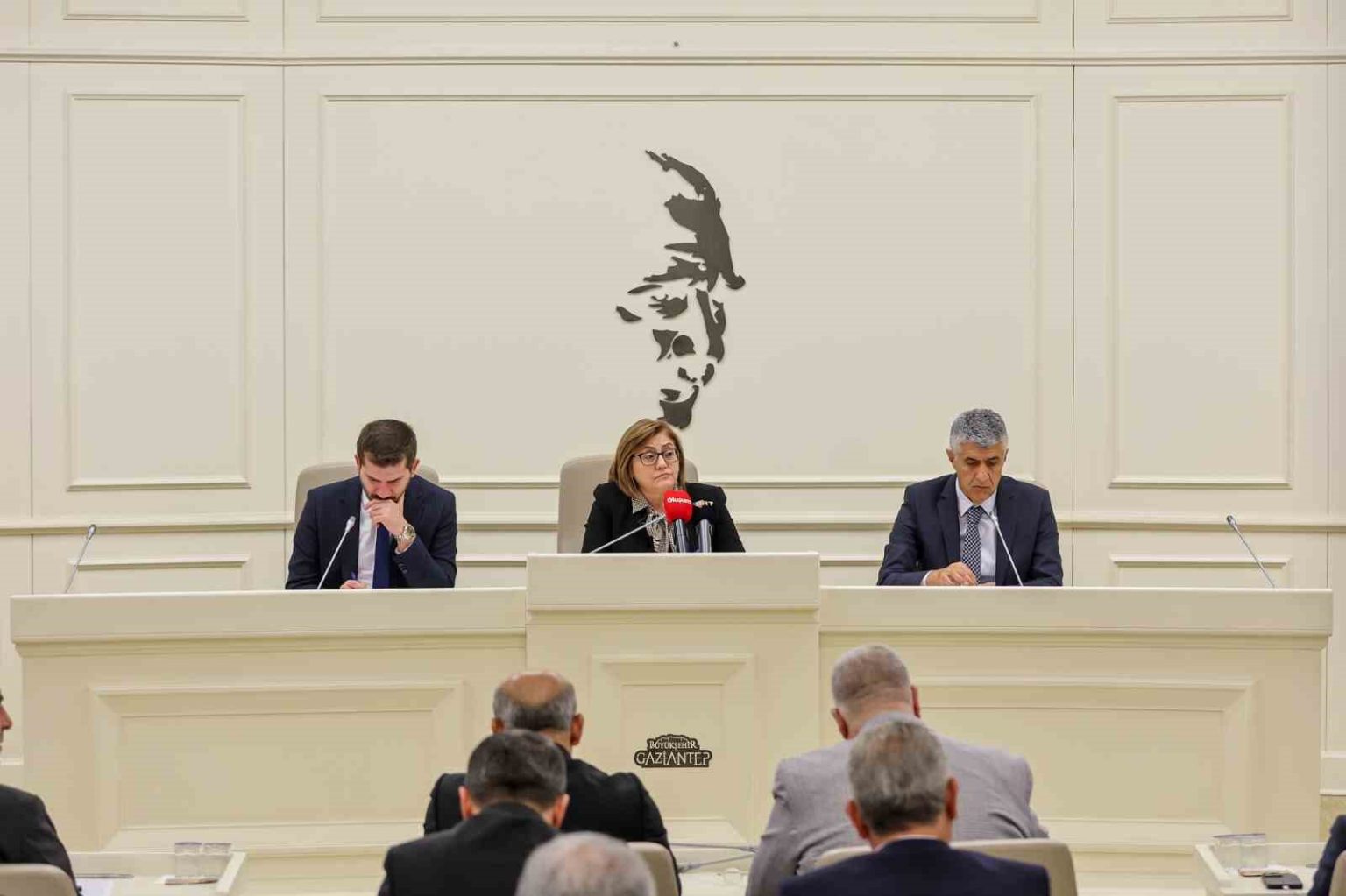 gaziantep-buyuksehir-belediyesi-ekim-ayi-meclisi-toplandi
