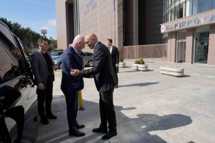 istanbul-valisi-gul-ve-bilecik-valisi-sozerden-bassavci-baris-dumana-ziyaret