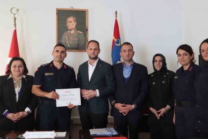 jandarma-personeline-aile-ici-iletisim-egitimi