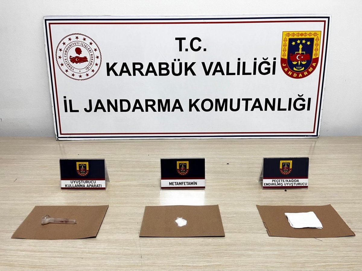 karabukte-uyusturucu-ile-yakalanan-sahis-gozaltina-alindi