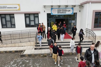 karabukteki-okullarda-es-zamanli-deprem-tatbikati