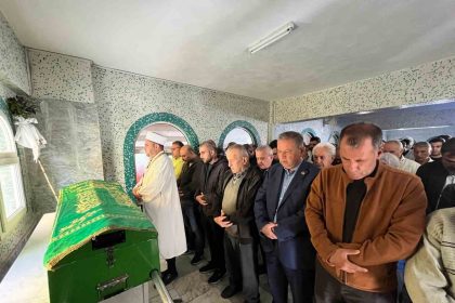 karbonmonoksit-gazindan-zehirlenerek-hayatini-kaybeden-pideci-son-yolculuguna-ugurlandi