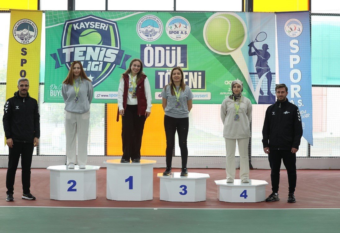 kayseri-tenis-ligi-tamamlandi