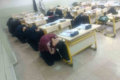 lise-ogrencilerine-deprem-tahliye-tatbikati