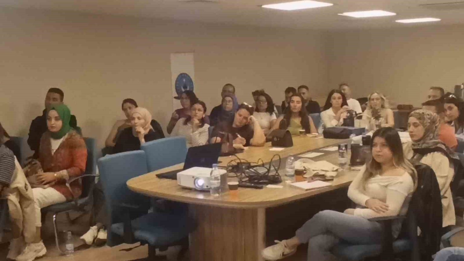 manavgatta-saglik-calisanlarina-ekg-egitimi