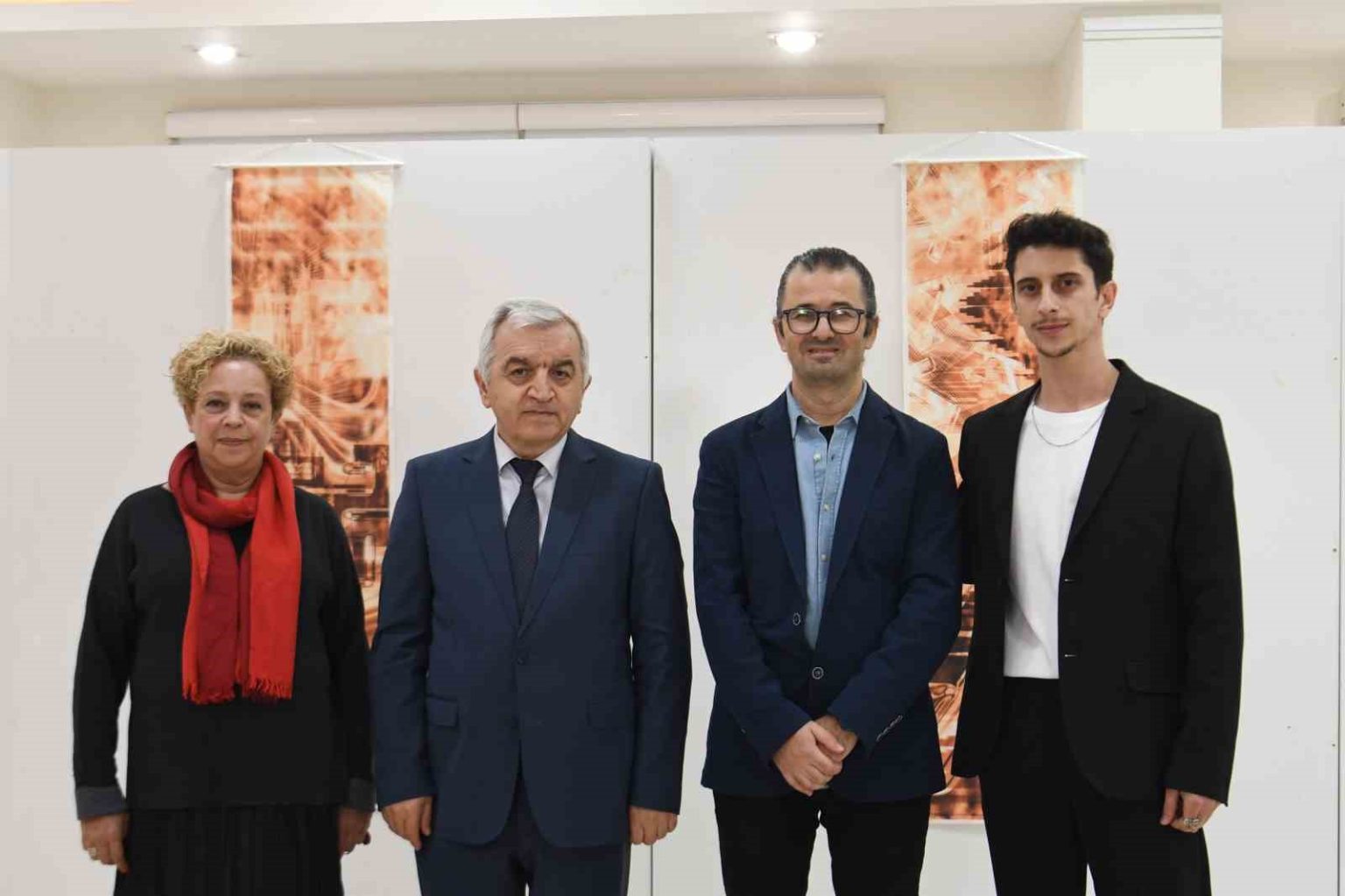 manisa-yoresinin-motifleri-modern-tasarimla-saude-bulustu