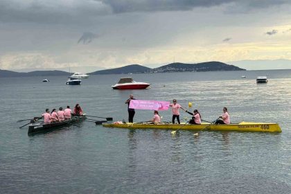 meme-kanserine-dikkat-cekmek-icin-kurek-cektiler